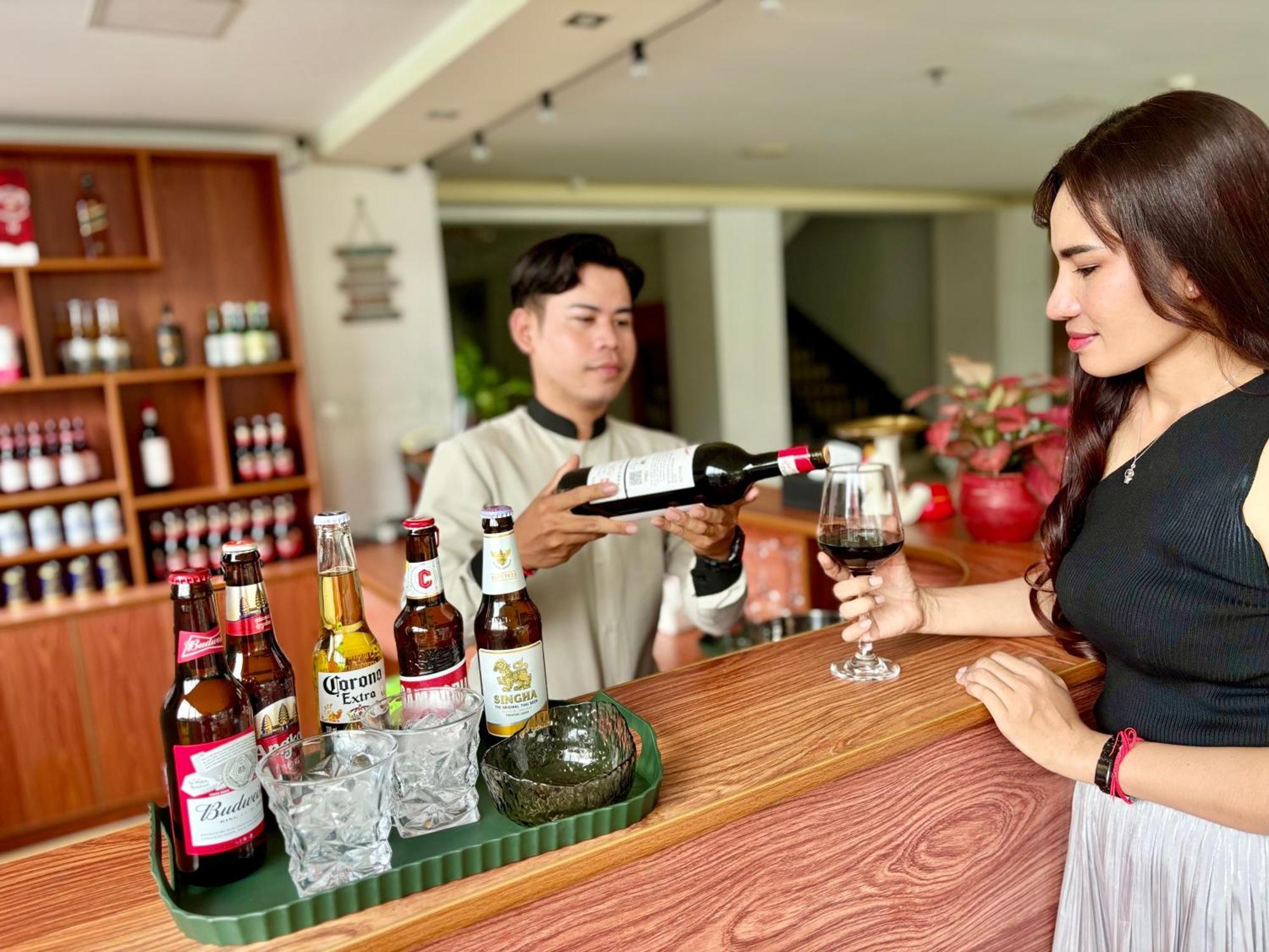 City Comfort Hotel Phnom Penh Airport מראה חיצוני תמונה